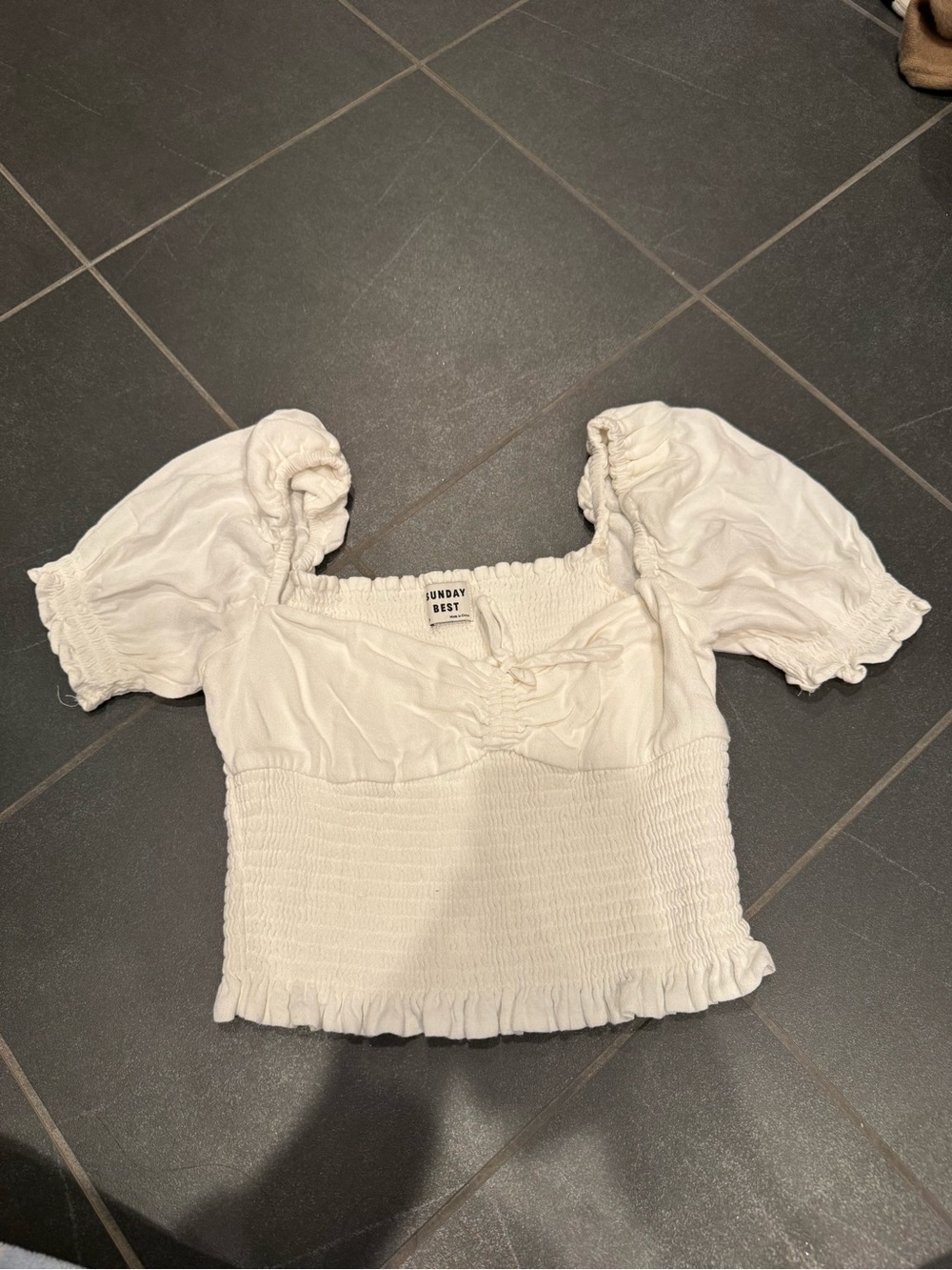 Aritzia Sunday Best White Smocked Puff-Sleeve Crop Top
